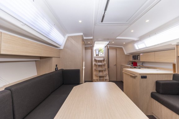 Image of Maraschino yacht #19