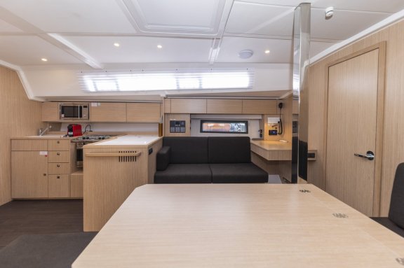 Image of Maraschino yacht #21