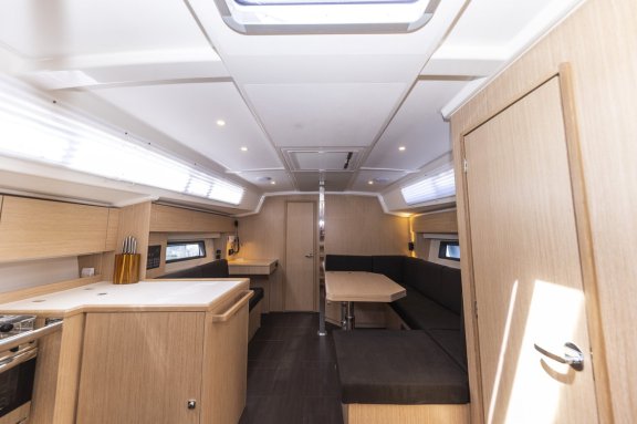 Image of Maraschino yacht #13