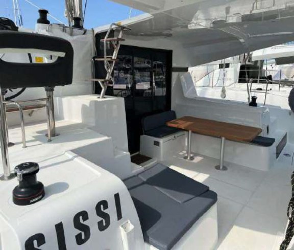 Image of PRESTIGE yacht #5