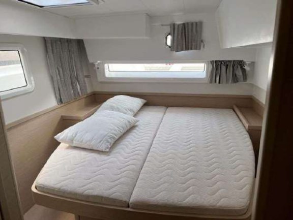 Image of PRESTIGE yacht #15