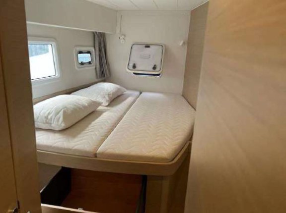 Image of PRESTIGE yacht #17