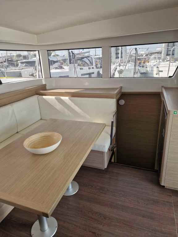 Image of PRESTIGE yacht #20