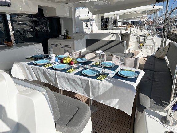 Image of Moondance yacht #11