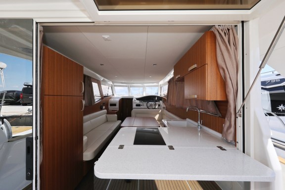 Image of Mozart yacht #11