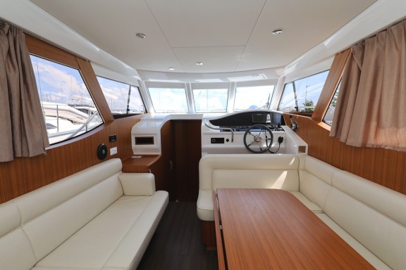 Image of Mozart yacht #12