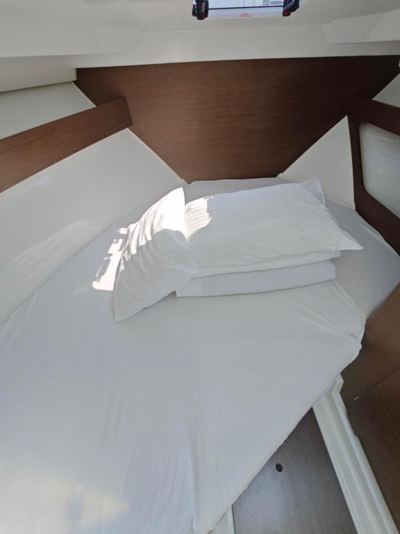 Image of Ares yacht #15