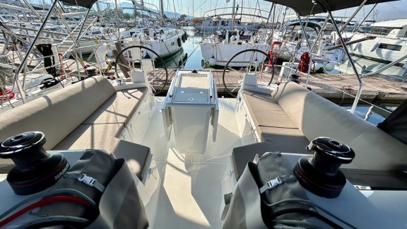 Image of Valkyrie yacht #5