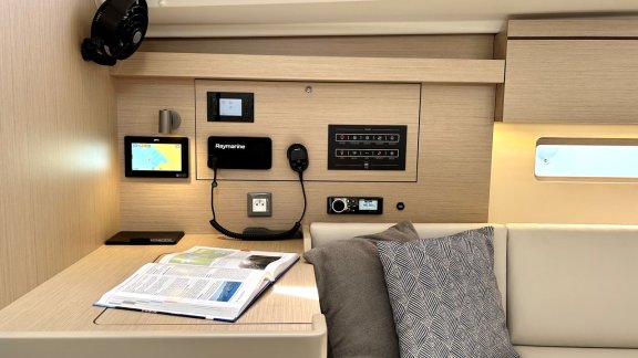 Image of Valkyrie yacht #13