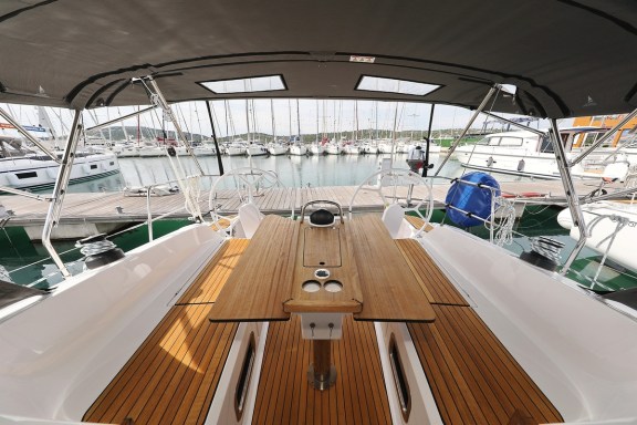 Image of aMore yacht #9