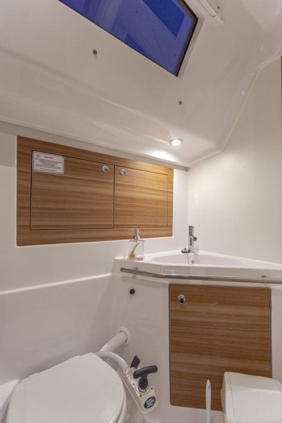 Image of Bad Buoy yacht #18