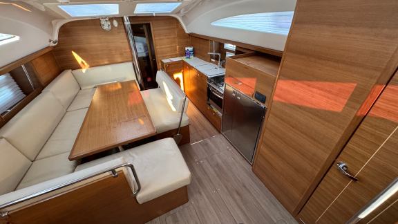 Image of Ziggy yacht #15