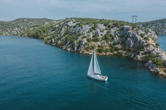 Image of Ziggy yacht #24