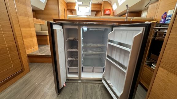 Image of Do-Re-Mi yacht #33