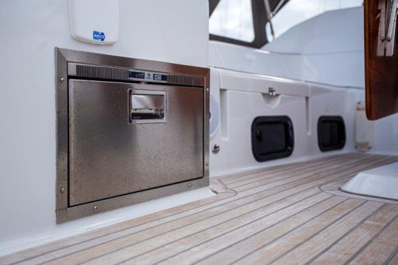 Image of Bingo yacht #12