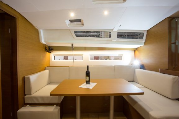 Image of Wanderlust yacht #7