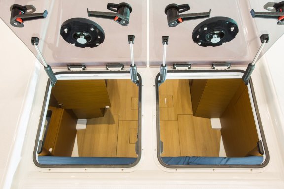 Image of Wanderlust yacht #21