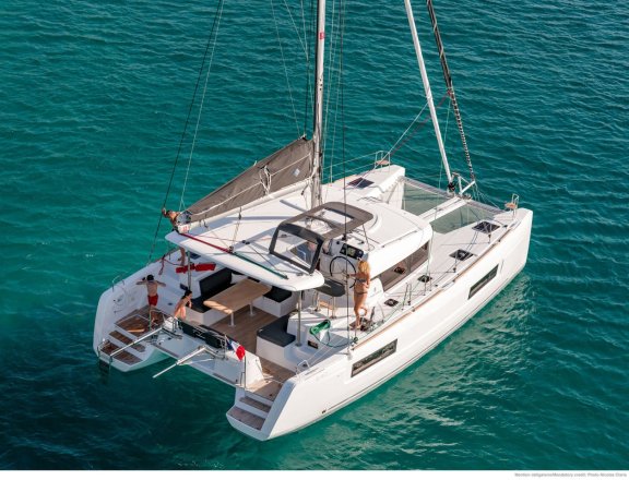 Image of Twilight yacht #9