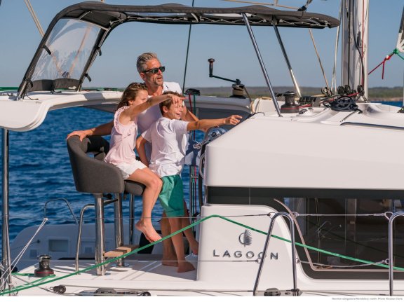 Image of Twilight yacht #18