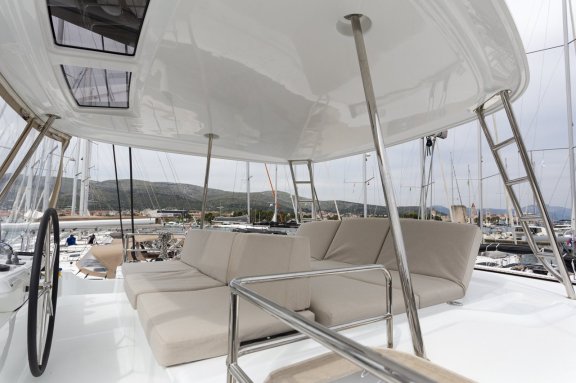 Image of Sunshine yacht #11