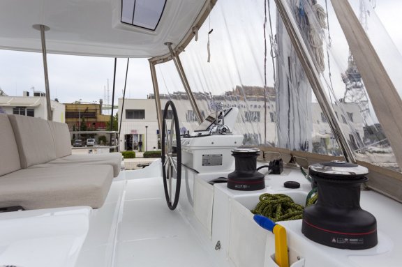 Image of Sunshine yacht #17