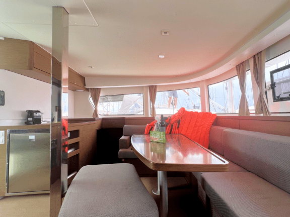 Image of Love Hunter yacht #11