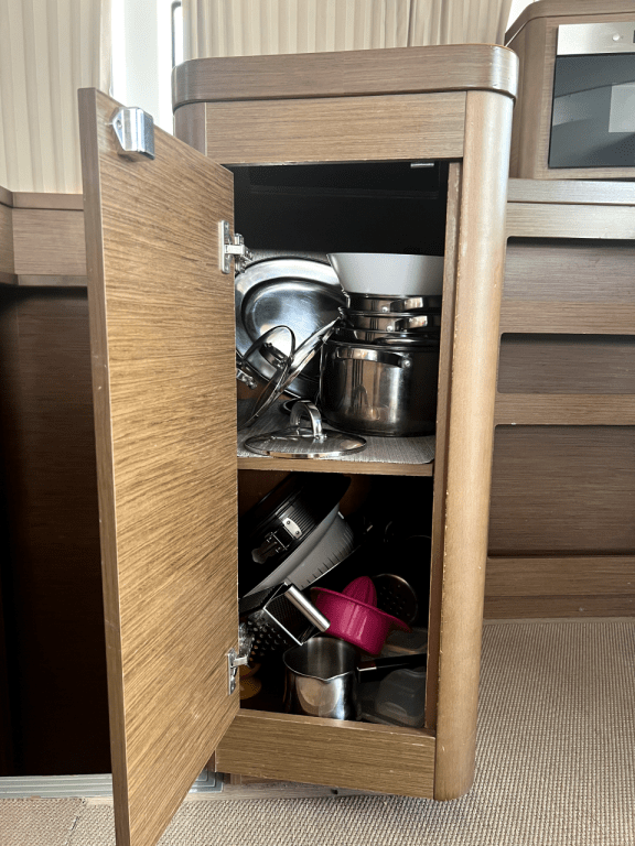 Image of Love Hunter yacht #17