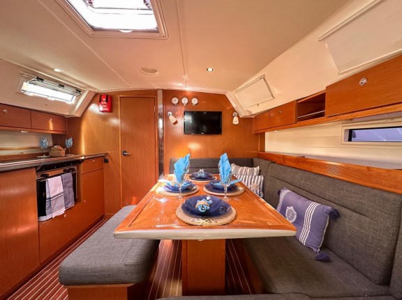 Image of Spark 1 yacht #16