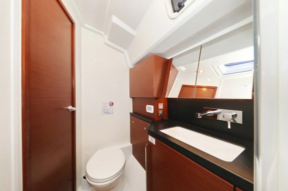 Image of I’m Alone yacht #35