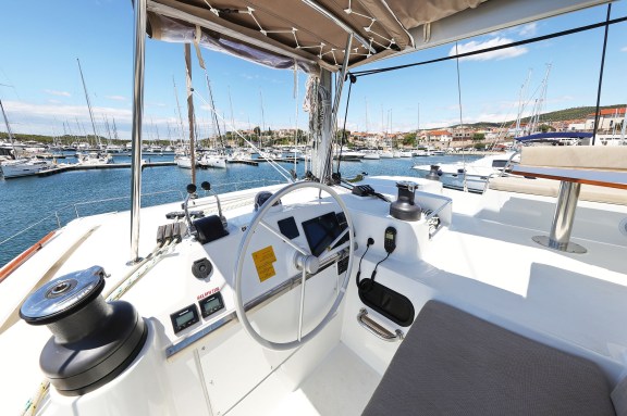 Image of Algol yacht #5