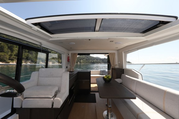 Image of Stormi yacht #14