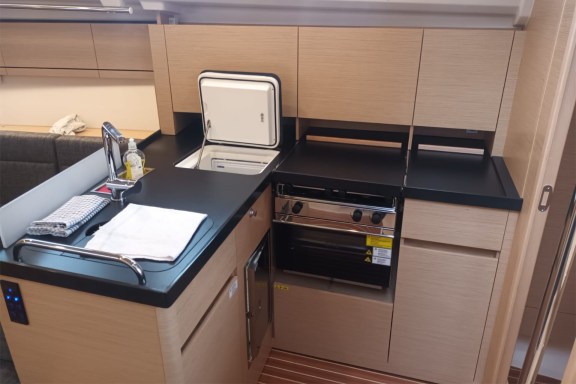 Image of Seahawk yacht #10