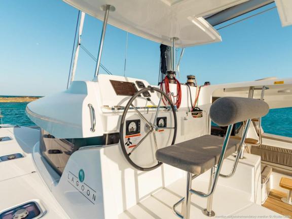 Image of Dream of Liberty yacht #10