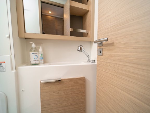 Image of Sweet Lota yacht #14