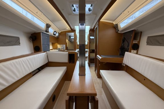 Image of Ana yacht #9