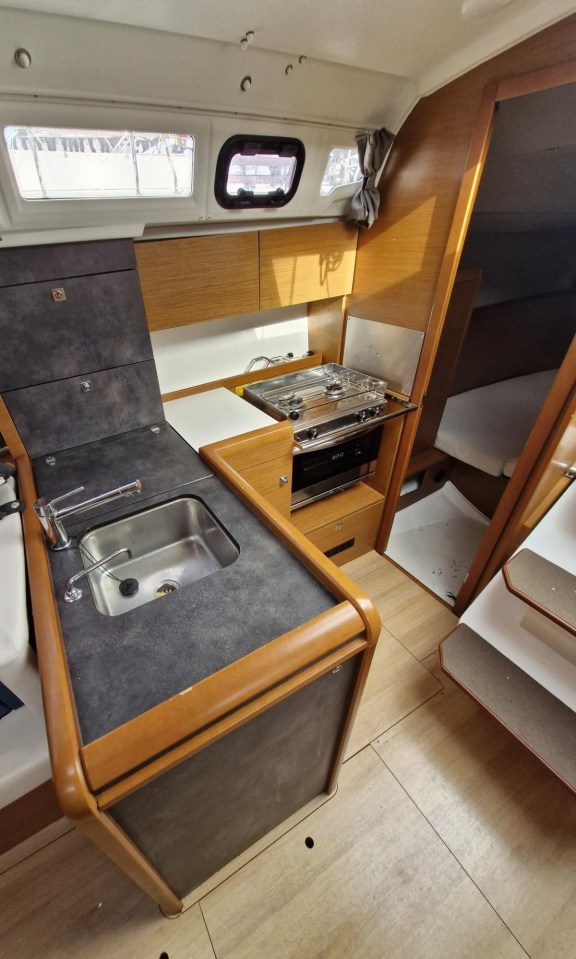 Image of Ana yacht #12