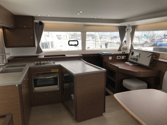 Image of Vertigo yacht #5