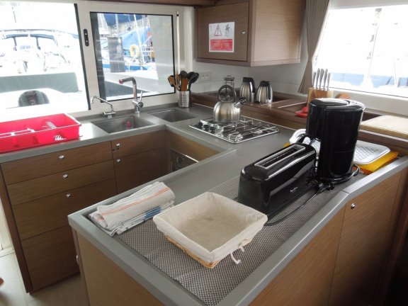 Image of Arome yacht #4