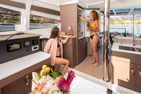 Image of Lizzy yacht #10