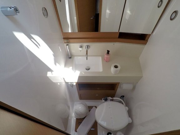 Image of Ljubov yacht #22