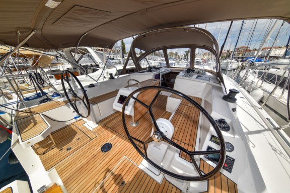 Image of Mauvic yacht #10