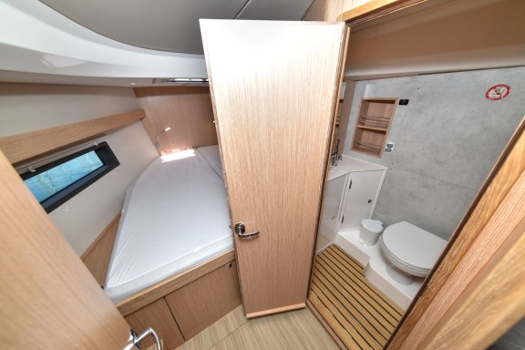 Image of Mauvic yacht #24