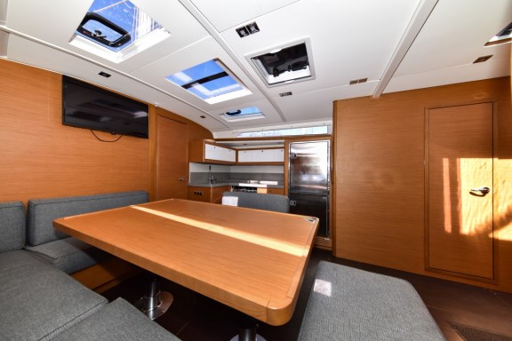 Image of La Familia yacht #14