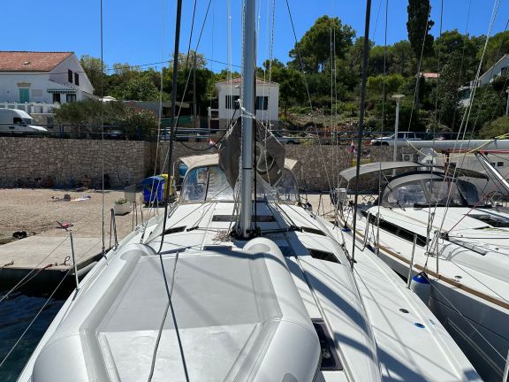 Image of Izzy yacht #8