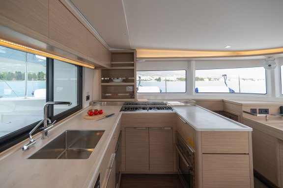 Image of Summer Magic yacht #14