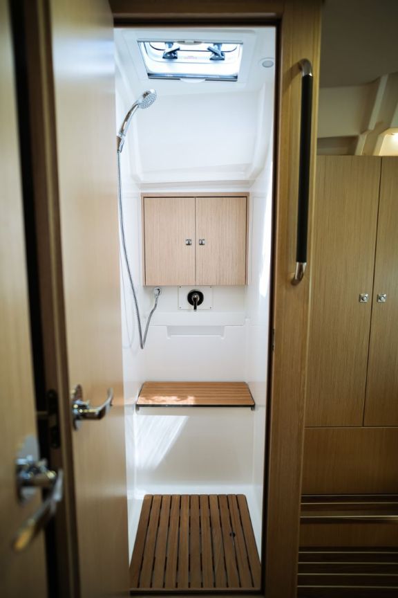 Image of Santa Cruz yacht #28