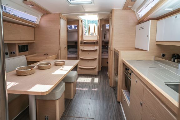 Image of Paris yacht #19