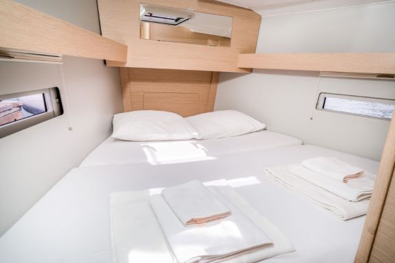 Image of Paris yacht #23