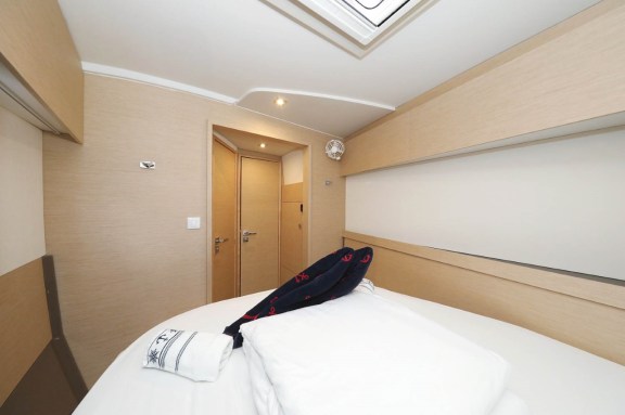 Image of Crazy Diamond yacht #14