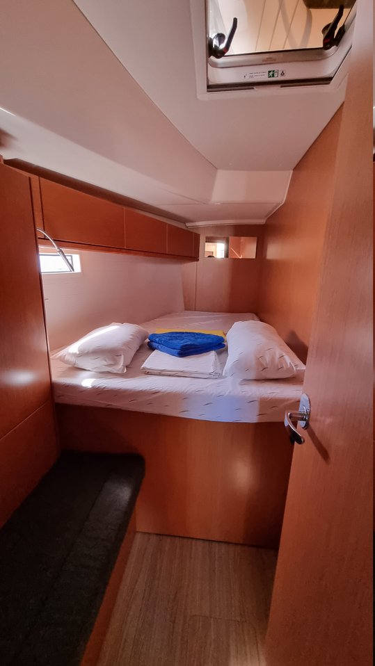 Image of Spring Dolphin yacht #15